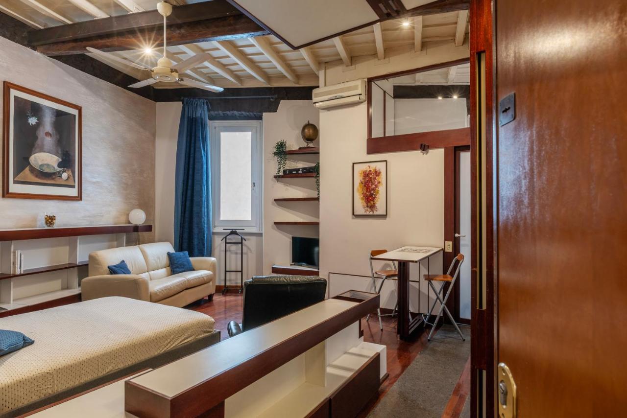 ローマPiazza Navona Petite Houseアパートメント エクステリア 写真