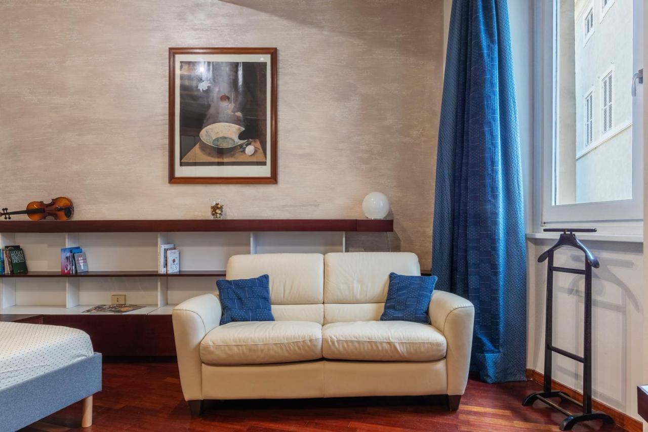 ローマPiazza Navona Petite Houseアパートメント エクステリア 写真